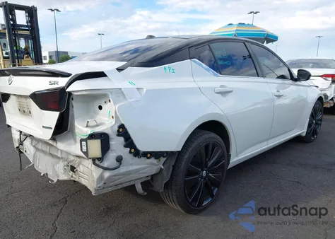 2020 Nissan Altima Sr Vc-Turbo Fwd z USA, uszkodzony, nr VIN 1N4AL4CV2LC147858